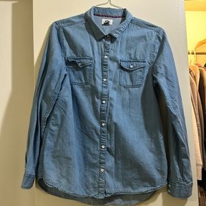 Old Navy women’s denim shirt!